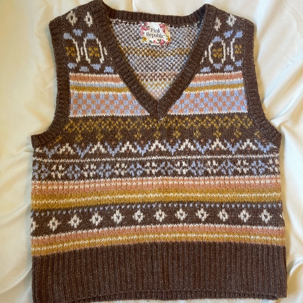 Sweater Vest